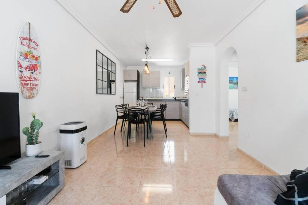 Villa-Capricho Playa - Zeus 托雷维耶哈 外观 照片