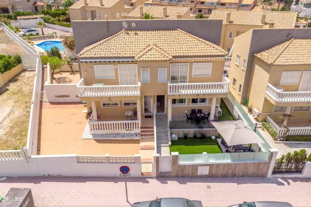 Villa-Capricho Playa - Zeus 托雷维耶哈 外观 照片